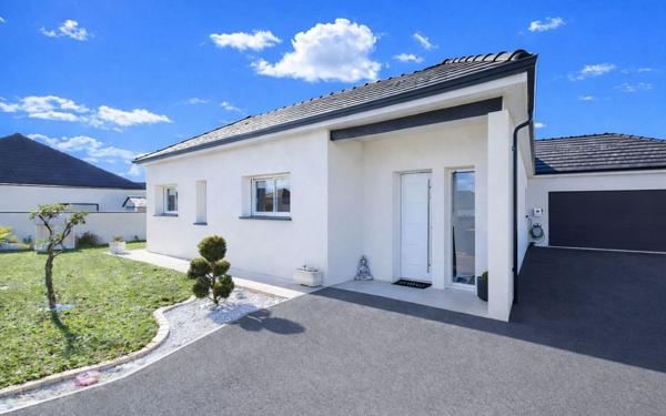 Maison à vendre    5 pièces •  Serres-Castet