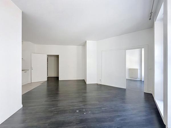 Appartement À louer 2 pièce(s) 54 m²