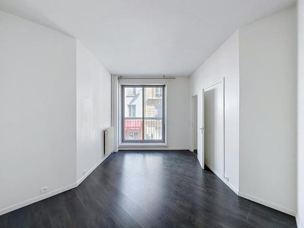 Appartement À louer 2 pièce(s) 54 m²
