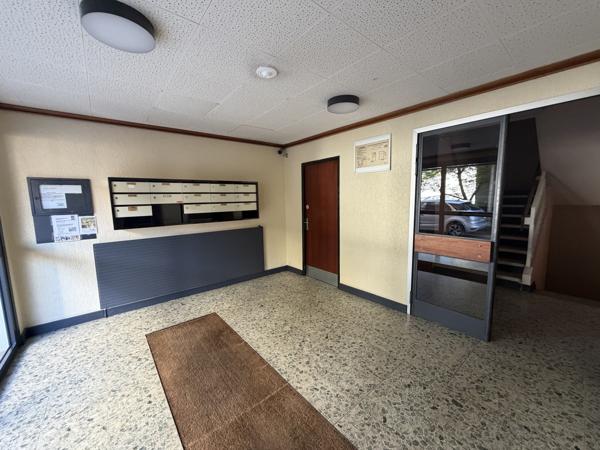 Appartement à rénover de 67,60 m² - 2 chambres - Fort potentiel d'investissement - Secteur Bellevue