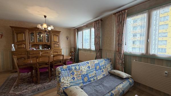 Appartement à rénover de 67,60 m² - 2 chambres - Fort potentiel d'investissement - Secteur Bellevue