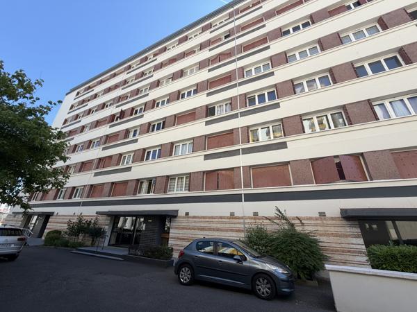 Appartement à rénover de 67,60 m² - 2 chambres - Fort potentiel d'investissement - Secteur Bellevue