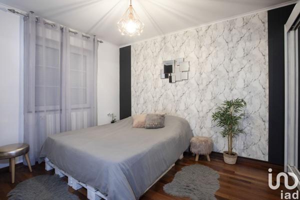 Maison 7 pièces de 167 m² à Bertrange (57310)