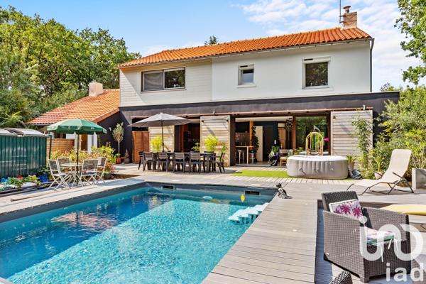 Maison à vendre 7 pièces 190 m² Saint-Aignan-Grandlieu