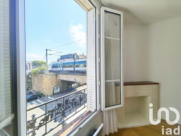 Appartement 4 pièces de 63 m² à Courbevoie (92400)