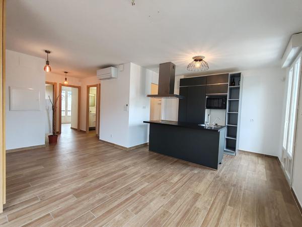 Appartement rénové 4/5 pièces dernier étage
