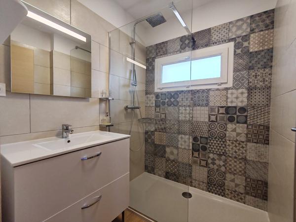 Appartement rénové 4/5 pièces dernier étage