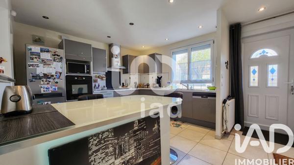 Maison à vendre 4 pièces 99 m² La Queue-en-Brie