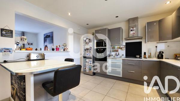 Maison à vendre 4 pièces 99 m² La Queue-en-Brie