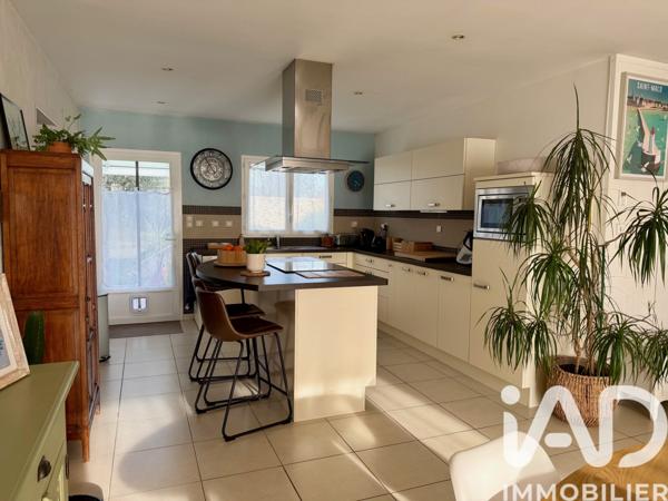 Maison à vendre 5 pièces 110 m² Salles-sur-Mer