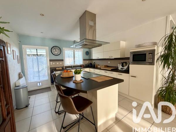 Maison à vendre 5 pièces 110 m² Salles-sur-Mer