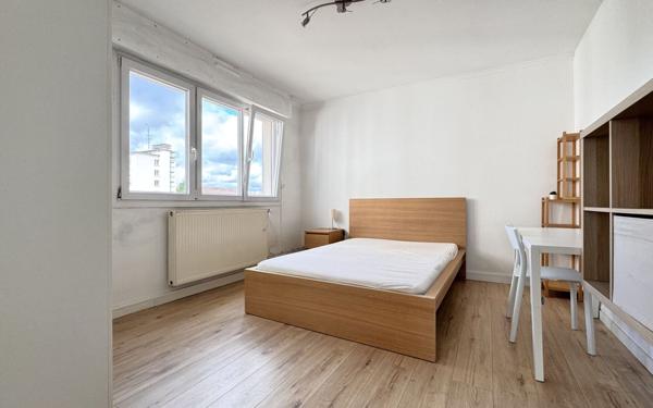 Appartement à vendre    6 pièces • 107 m2 Metz