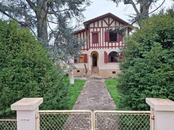 Maison à vendre à Lalinde en Dordogne (24150), ref : 18113/168
