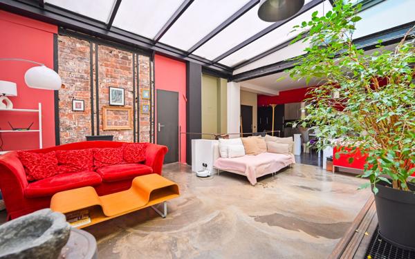 Appartement à vendre    7 pièces • 220 m2 Paris 12