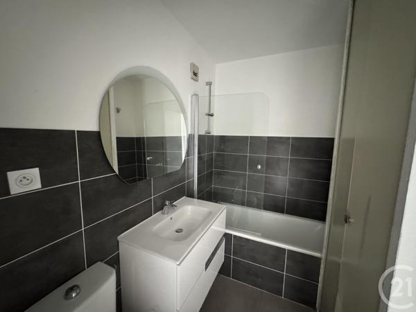 Appartement F5 à vendre  5 pièces - 105,95 m2 ANNECY - 74