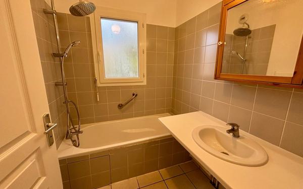 Appartement à vendre    3 pièces • 67,76 m2 Anglet