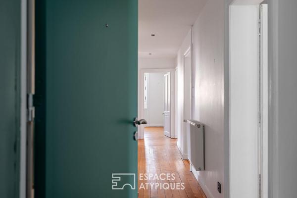 Face-à-face sacré : Appartement d’exception sur la Place Royale