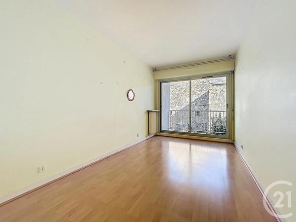 Appartement F3 à vendre  4 pièces - 75,23 m 2   MELUN  - 77