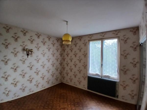 Vente                                                      Maison
                        
                     3 pièces                      70 m2                     à La Machine