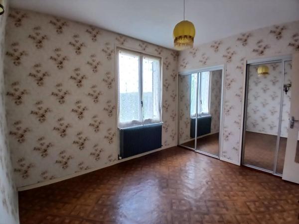 Vente                                                      Maison
                        
                     3 pièces                      70 m2                     à La Machine