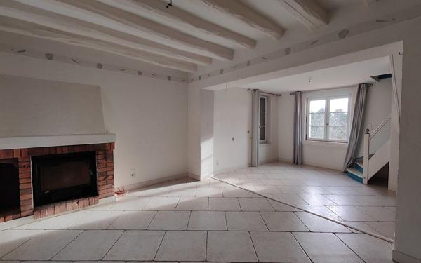Maison à vendre    4 pièces •  Gien