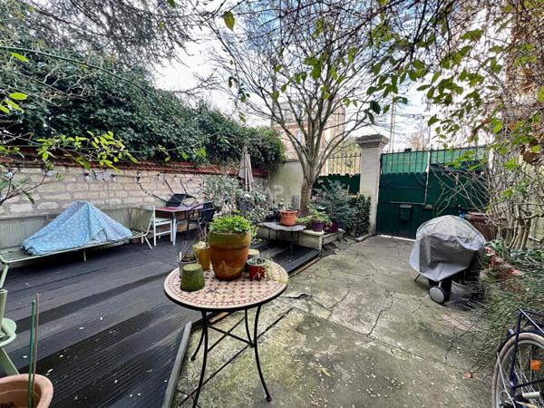 Maison Houilles 5 pièce(s) 142 m2 €710 000 **  - Référence  7658