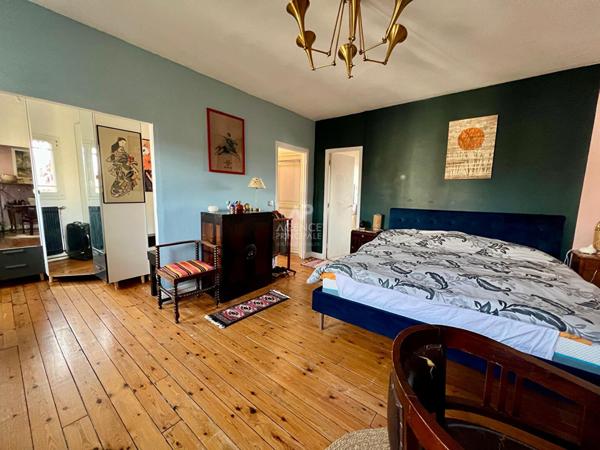 Maison Houilles 5 pièce(s) 142 m2 €710 000 **  - Référence  7658