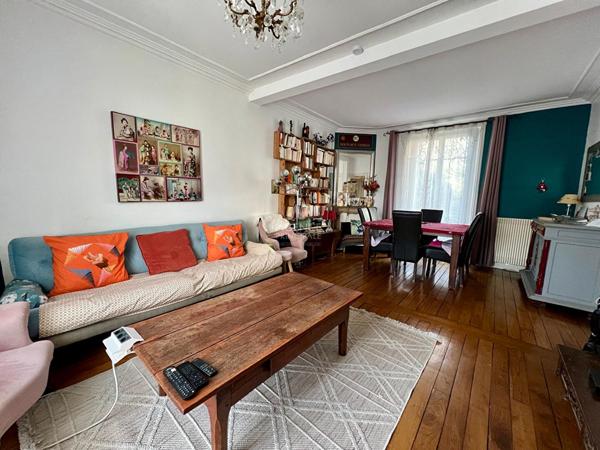 Maison Houilles 5 pièce(s) 142 m2 €710 000 **  - Référence  7658