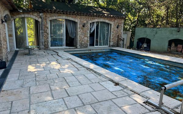 Maison à vendre    3 pièces •  Gattières