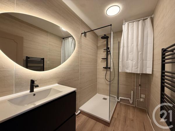 Appartement T4 à vendre  4 pièces - 75,75 m2 GUILHERAND GRANGES - 07