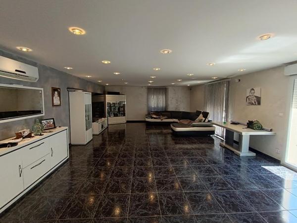 Local Commercial à ETAUX, 74800 - 10 pièces 700m²