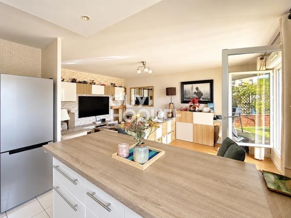 VENTE APPARTEMENT 3 PIÈCES DE 71,55 M² AVEC TERRASSE DE 35 M², PARKING ET CAVE - COLOMBES