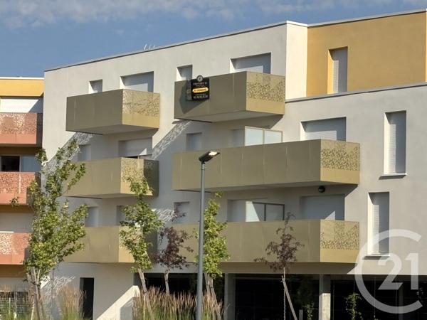 Appartement F2 à vendre  2 pièces - 40,70 m 2   LA CHAPELLE ST MESMIN  - 45