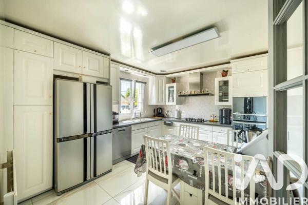 Maison à vendre 8 pièces 157 m² Le Thillay