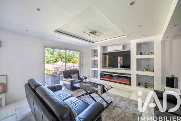Maison à vendre 8 pièces 157 m² Le Thillay