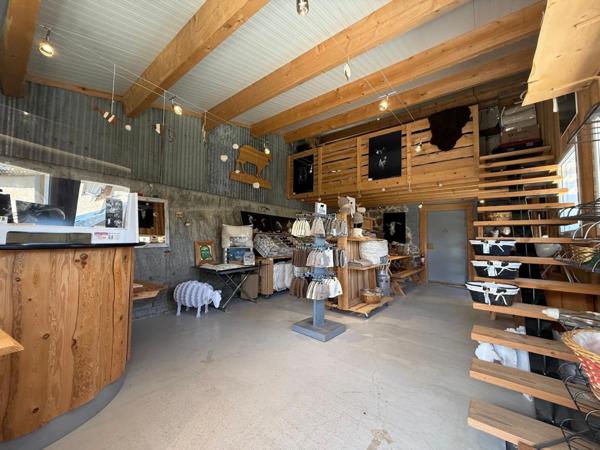 Appartement à vendre 1 pièces AGNIERES EN DEVOLUY (05) terrasse et garage