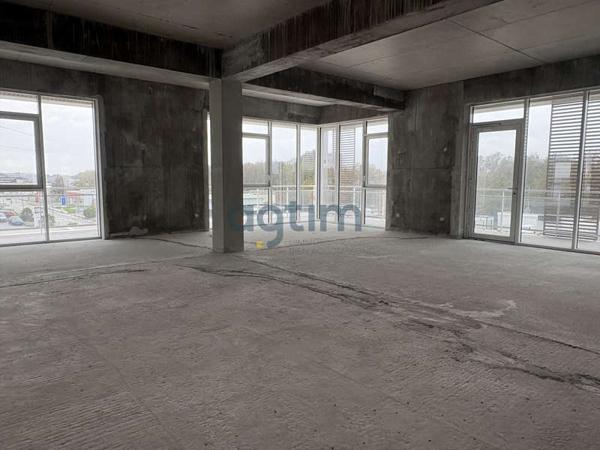 MOUILLERON LE CAPTIF / Vente Local professionnel 397 m²