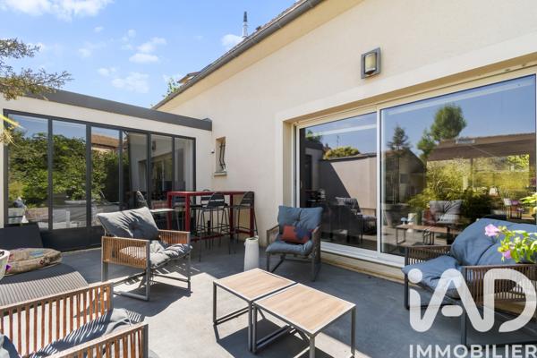 Maison à vendre 7 pièces 197,71 m² Saclay