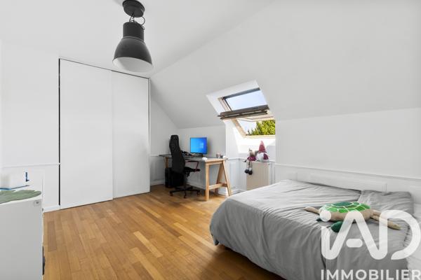 Maison à vendre 7 pièces 197,71 m² Saclay