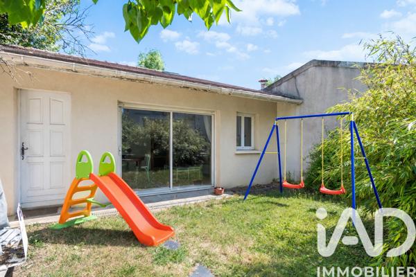 Maison à vendre 7 pièces 197,71 m² Saclay