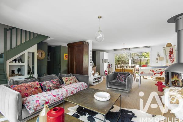 Maison à vendre 7 pièces 197,71 m² Saclay