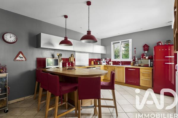 Maison à vendre 7 pièces 197,71 m² Saclay