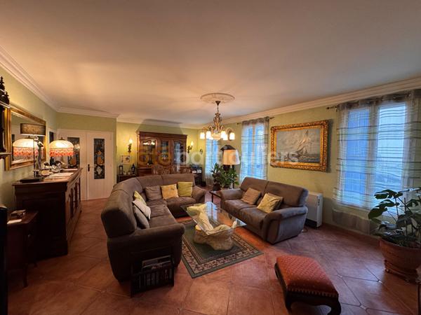 Vente Maison170 m² - 6 Pièces - NARBONNE (11100)