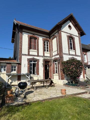 Maison  4 pièce(s) 93 m2