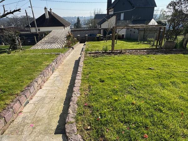 Maison  4 pièce(s) 93 m2
