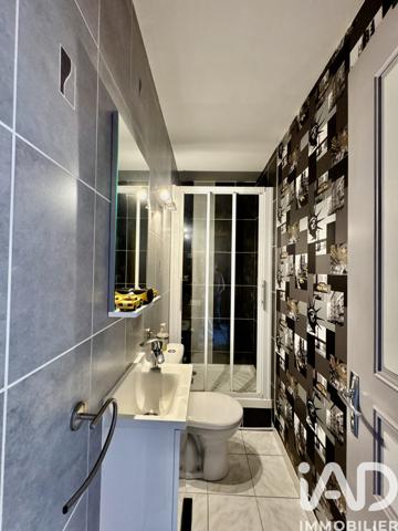 Maison à vendre 6 pièces 101 m² Le Coudray-Montceaux