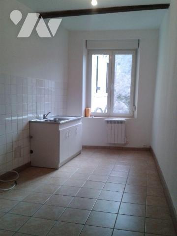 Immeuble à Vendre à Châtel-sur-Moselle (88330) en Vosges (88)

Cet immeuble situé à Châtel-su...