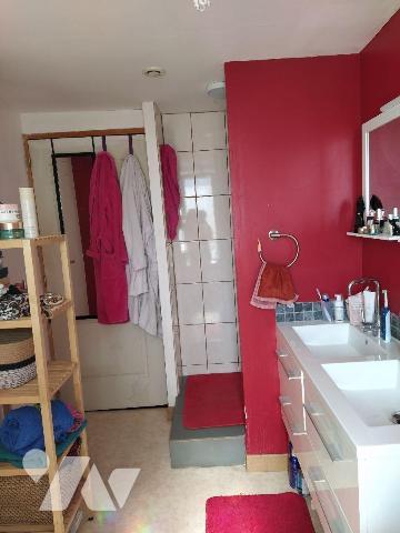 Immeuble à Vendre à Châtel-sur-Moselle (88330) en Vosges (88)

Cet immeuble situé à Châtel-su...