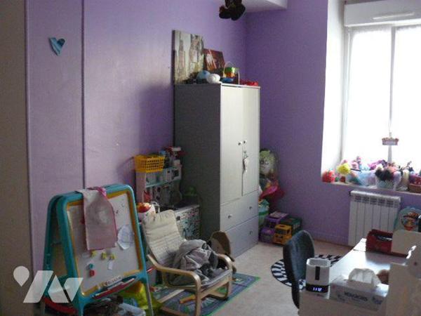 Immeuble à Vendre à Châtel-sur-Moselle (88330) en Vosges (88)

Cet immeuble situé à Châtel-su...