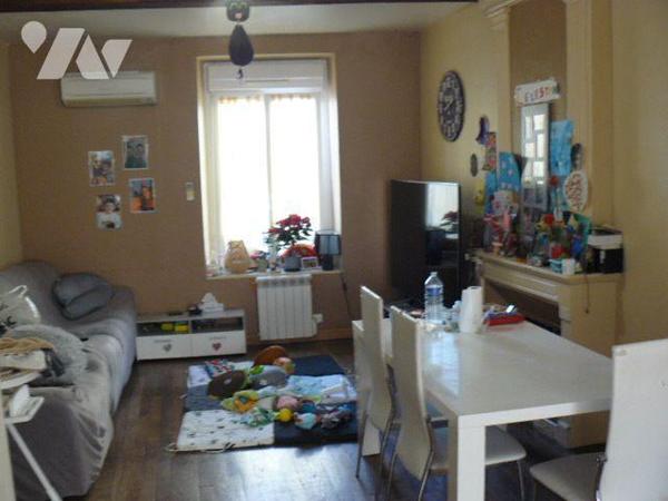 Immeuble à Vendre à Châtel-sur-Moselle (88330) en Vosges (88)

Cet immeuble situé à Châtel-su...